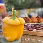 Restaurant La Corniche מלון 3*