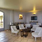 Restaurant La Corniche מלון