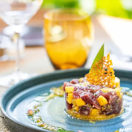 Restaurant La Corniche Hotel San-Martino-di-Lota