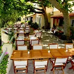 Restaurant La Corniche 酒店