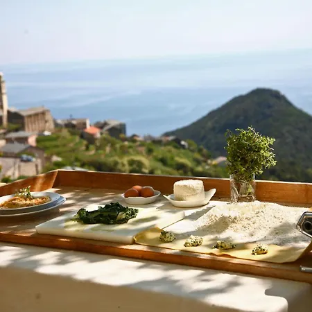 Hotel Restaurant La Corniche 3*