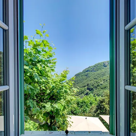 Hotell Restaurant La Corniche San-Martino-di-Lota