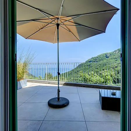 De La Corniche San-Martino-di-Lota