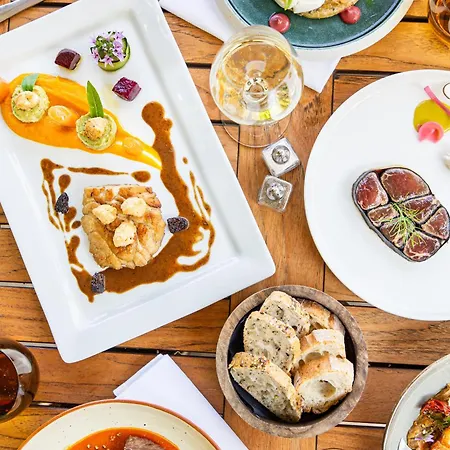 Restaurant La Corniche Hotell