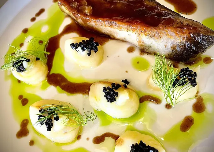 Hotel Restaurant La Corniche 3*