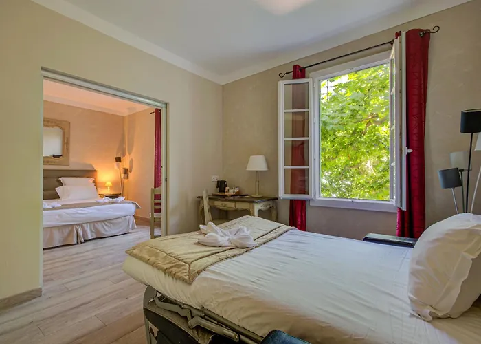 Restaurant La Corniche Hotel 3*